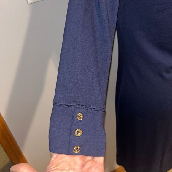 Lilly Pulitzer UPF 50+ Sophie Dress Navy Blue 3/4 sleeve gold button size XS - Picture 4 of 12